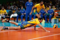 SELEÇÃO BRASILEIRA MASCULINA VÔLEI VENCE A FRANÇA E VAI ÀS QUARTAS-DE-FINAL